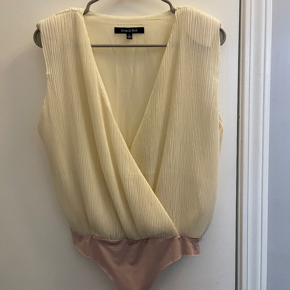 Cream Pleated Wrap Bodysuit Size Small
